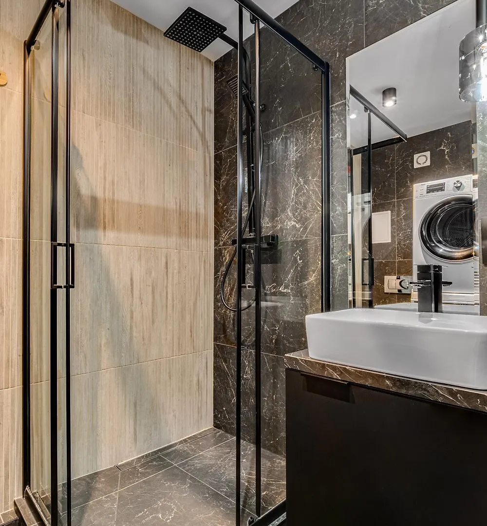 Blacknight Apartment - Self Check-In 24H Wroclaw